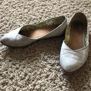 TOMS pointy toe ballet flats